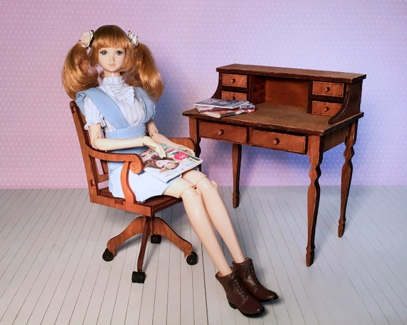 1 6 Puppe Sekretarin Schreibtisch Barbie Mobel Blythe Mobel Etsy