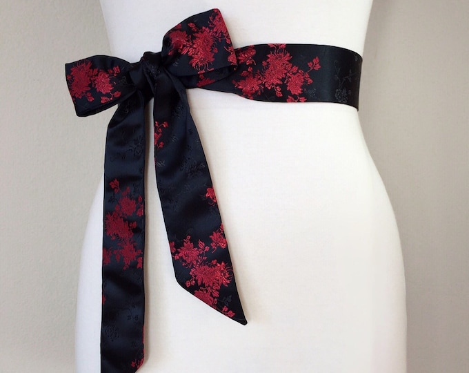 Black & Red Asian Brocade Sash, Red and Black Floral Sash in Satin Brocade, Kimono Sash Belt, Obi Belt, Black Red Floral Belt, Satin Swank