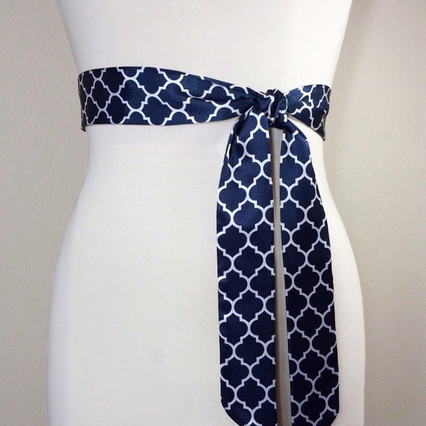 Narrow Sash, Navy Quatrefoil Sash, Navy & White Sash Belt, Navy Print Belt, Narrow Navy Sash Belt, Navy White Print Sash, Satin Swank