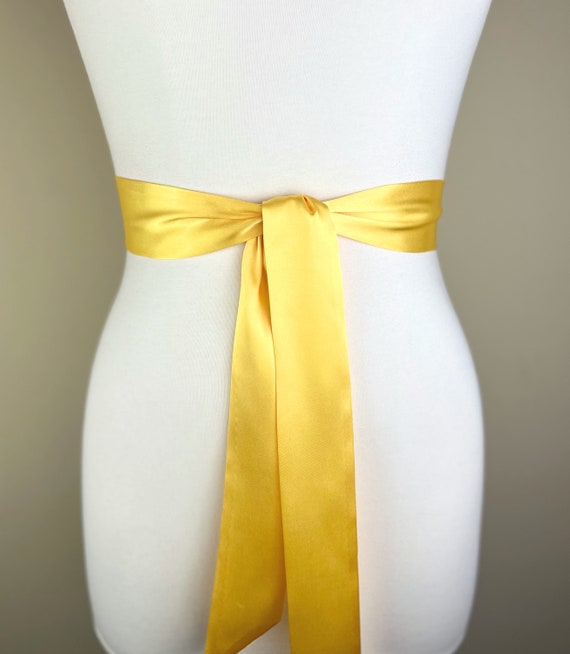 Etroite ceinture jaune soleil ceinture en satin jaune robe jaune ceinture jaune pour robe de mariee ceinture jaune pour robe de demoiselle d honneur satin chic Etsy Canada
