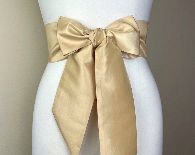 Crisp Taffeta Sash in Pale Gold, Gold Dress Sash, Gold Taffeta Sash Belt, Gold Sash Belt, Wide Gold Belt, Gold Wedding Sash, Satin Swank