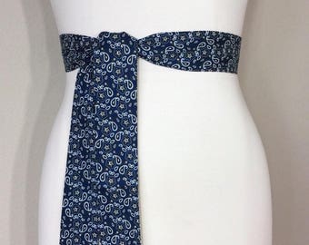 Navy Bandana Sash Belt, Blue Bandana Print Sash Belt, Narrow Paisley Sash, Bandana Print Accessories, Navy Bandana Belt, Satin Swank