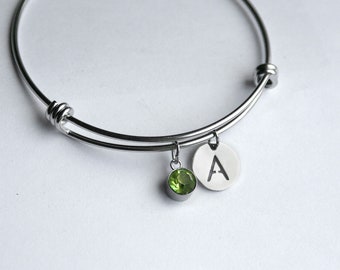 August Birthstone green peridot Bangle Bracelet with initial charm - all stainless steel, triple-loop expandable bangle. Leo Virgo birthday