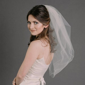 Latious 2 Tier Bride Wedding Veil White Bridal Tulle Veils with Comb  Fingertip Double Layer Veils for Brides and Women