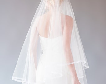 CHARLOTTE VEIL | fingertip length drop veil with organza ribbon edge