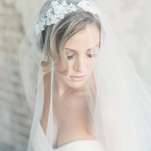 Emily Veil - Juliet Cap Veil, Wedding Veil, Bridal Veil, Alençon Lace Veil, Long Veil, Chapel Length Veil, Boho Veil, 1920&#39;s Veil