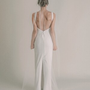 Gwyneth Veil Simple, Raw Edge Mantilla Style Veil, Floor Length Veil, Waltz Length Veil, Wedding Veil, Bridal Veil, Style 3012 image 4