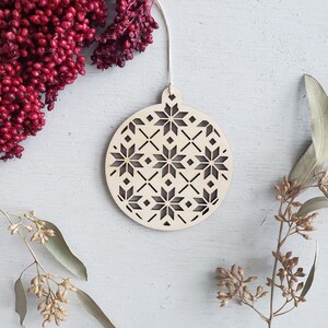 Weihnachtsstern Ornament - Weihnachtsbaumschmuck aus Holz - Weihnachtsbaumanhänger