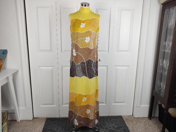 1970s Slinky Retro Jersey Fabric