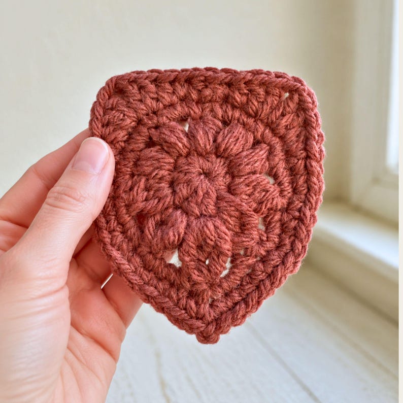 Fall Crochet Garland Pattern | Golden Harvest Pennant Motif | Crochet Pattern with Stitch Chart image 6