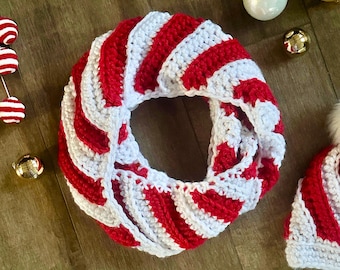 Peppermint Twist Scarf Crochet Pattern | Super Bulky Infinity Cowl [PDF Pattern]