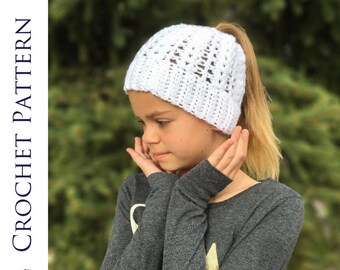 Spring Ponytail Hat CROCHET PATTERN - Messy Bun Hat Pattern - Bun Beanie Crochet Pattern - Ponytail Beanie Pattern