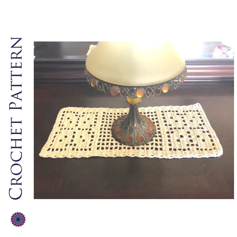 21 Crochet Filet Charts with Blankets, Doilies, and Appliqués 16 Autumn Leaves Filet Table Runner Pattern
