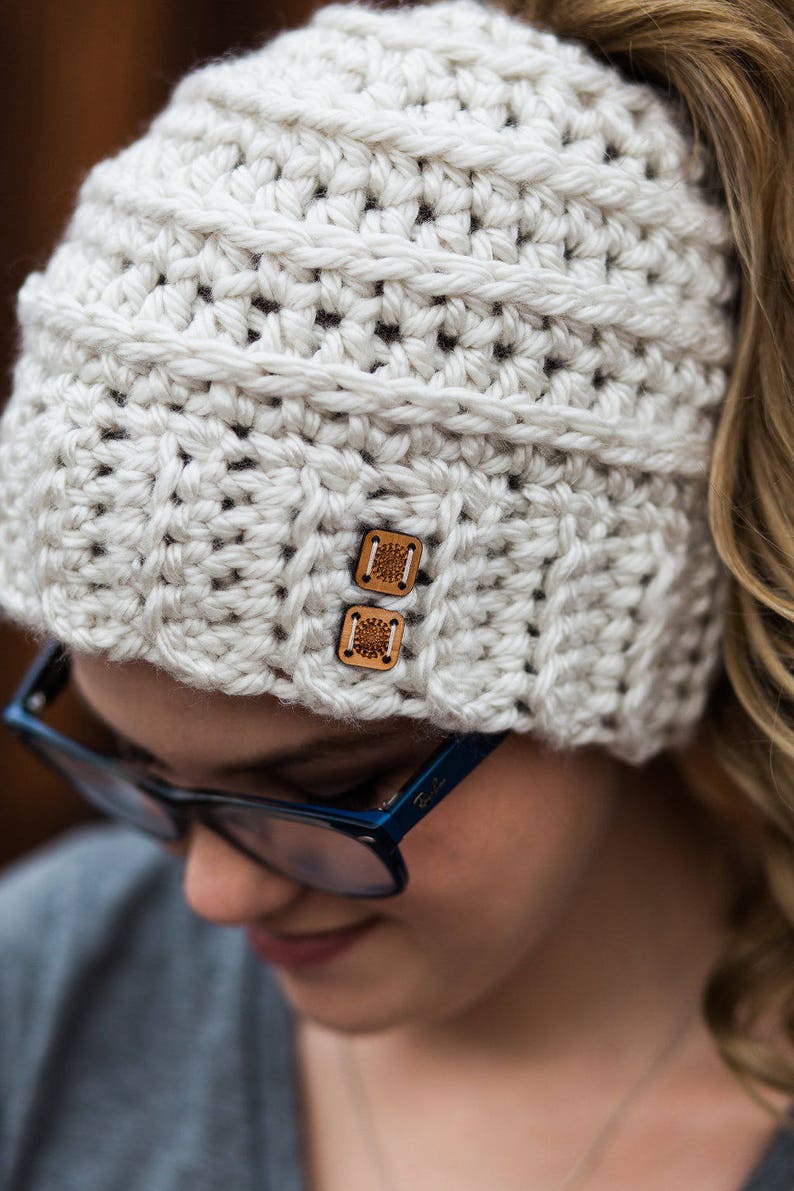 Messy Bun Hat CROCHET PATTERN Bun Hat with Bow Pattern Ponytail Hat Crochet Pattern Striped Bun Beanie Pattern image 3