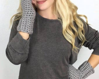 Chunky Fingerless Gloves Crochet Pattern: Texting Mitts for Photographers (PDF Pattern)
