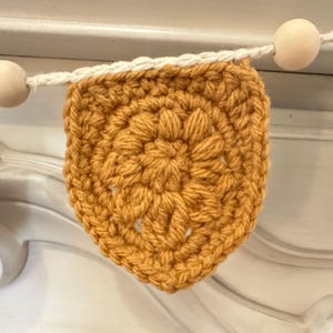 Fall Crochet Garland Pattern | Golden Harvest Pennant Motif | Crochet Pattern with Stitch Chart image 4