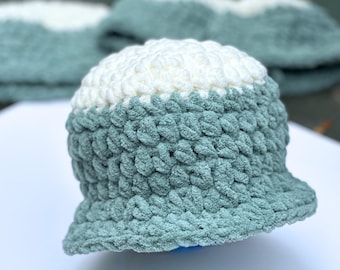 Kid's Bucket Hat Crochet Pattern | Brimmed Beanie in 4 sizes [PDF Pattern]