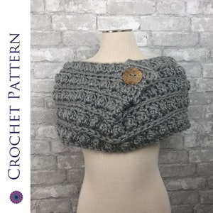 CROCHET PATTERN | Chunky Cowl with Button, Bobble Circle Scarf Neck Warmer