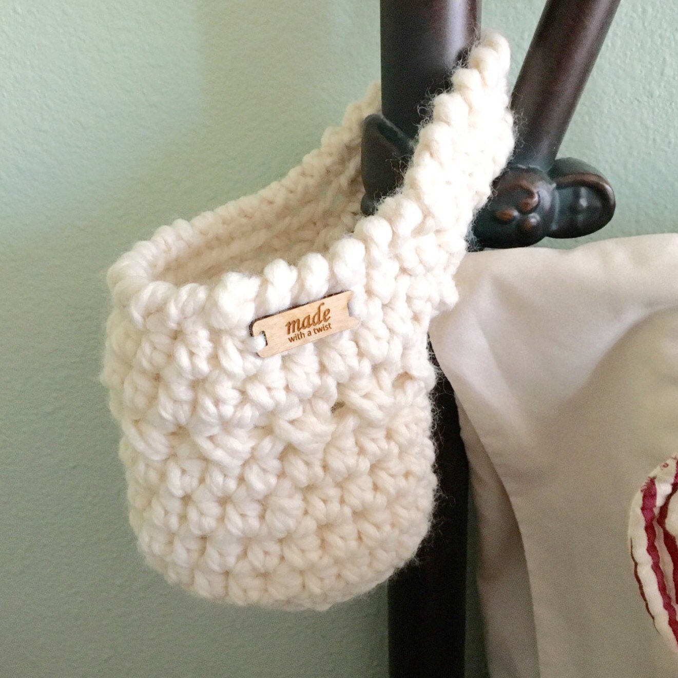 Hanging Basket Crochet Pattern: Bedpost Storage Solution