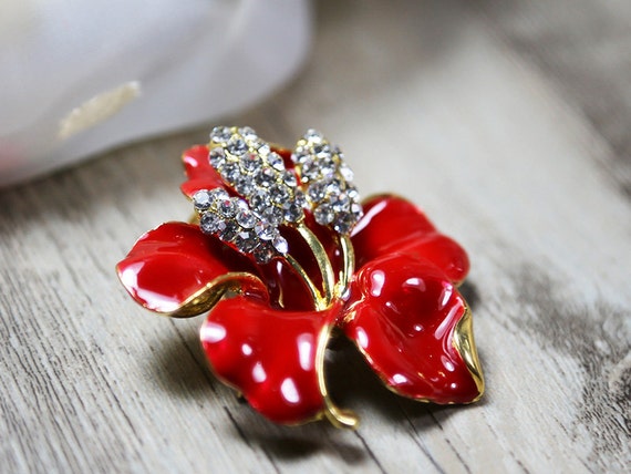 Bridesmaid brooch clearance