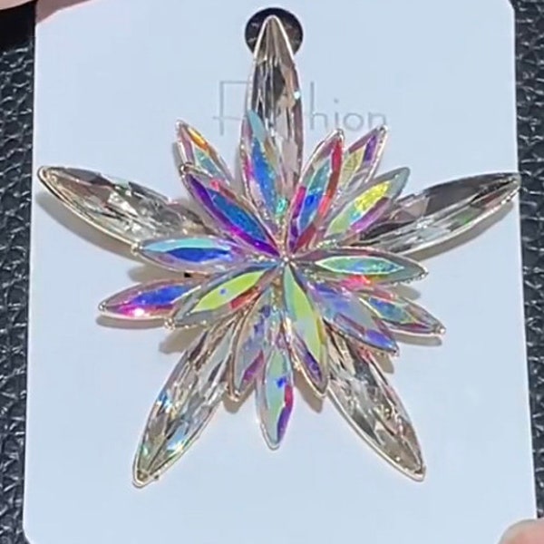 Snowflake Brooch Pin - Etsy