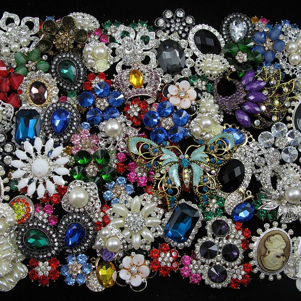 Mixed Lot 100 Crystal Rhinestone Brooch Pin Button Decor Embellishment Rhinestone Bridal Applique Bridal Wedding Bouquet Brooch