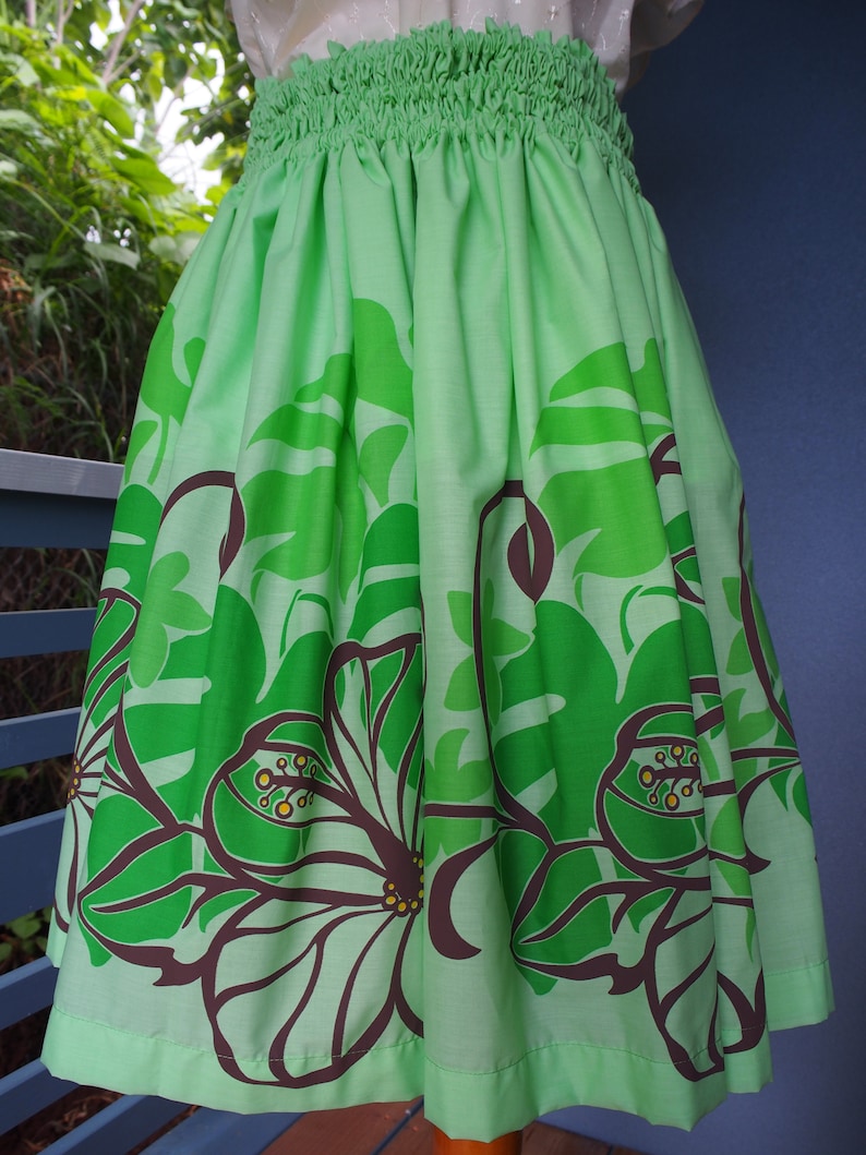 Hula pa/'u skirt light green