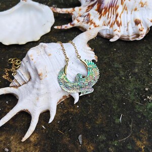 GODDESS ISIS pendant, abalone jewelry, egyptian jewelry, abalone isis, healing jewelry, goddess jewelry, Isis necklace, carved isis imagen 4