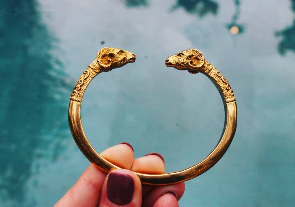 Rammer.brass.ブラス.真鍮.スカル.激安.ブレス.ルード DOUBLE RAMS Heads Open Bracelet, Ancient Greek Jewelry, Replica