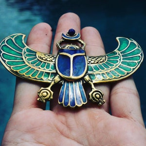 PECTORAL OF TUTANKHAMON Inlaid Necklace Winged Scarab Beatle - Etsy