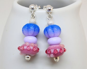 Rosa Ohrringe, lila Tropfen Ohrringe, Designer Perlen, Glas Lampwork Ohrringe, Sterling Silber Ohrringe, Perlen Ohrringe für Frauen