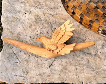 Eagle Tepi Rapé applicator pipe made from Cemara wood - hand-carved - single block - high quality - perfect size