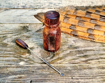 Rapé bottle and dosage spoon - fits approx. 10g of Rapé - with glass window - Tamarind wood - high quality