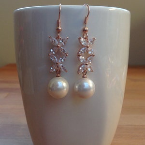 Rose gold plated floral crystaland pearl earrings image 5