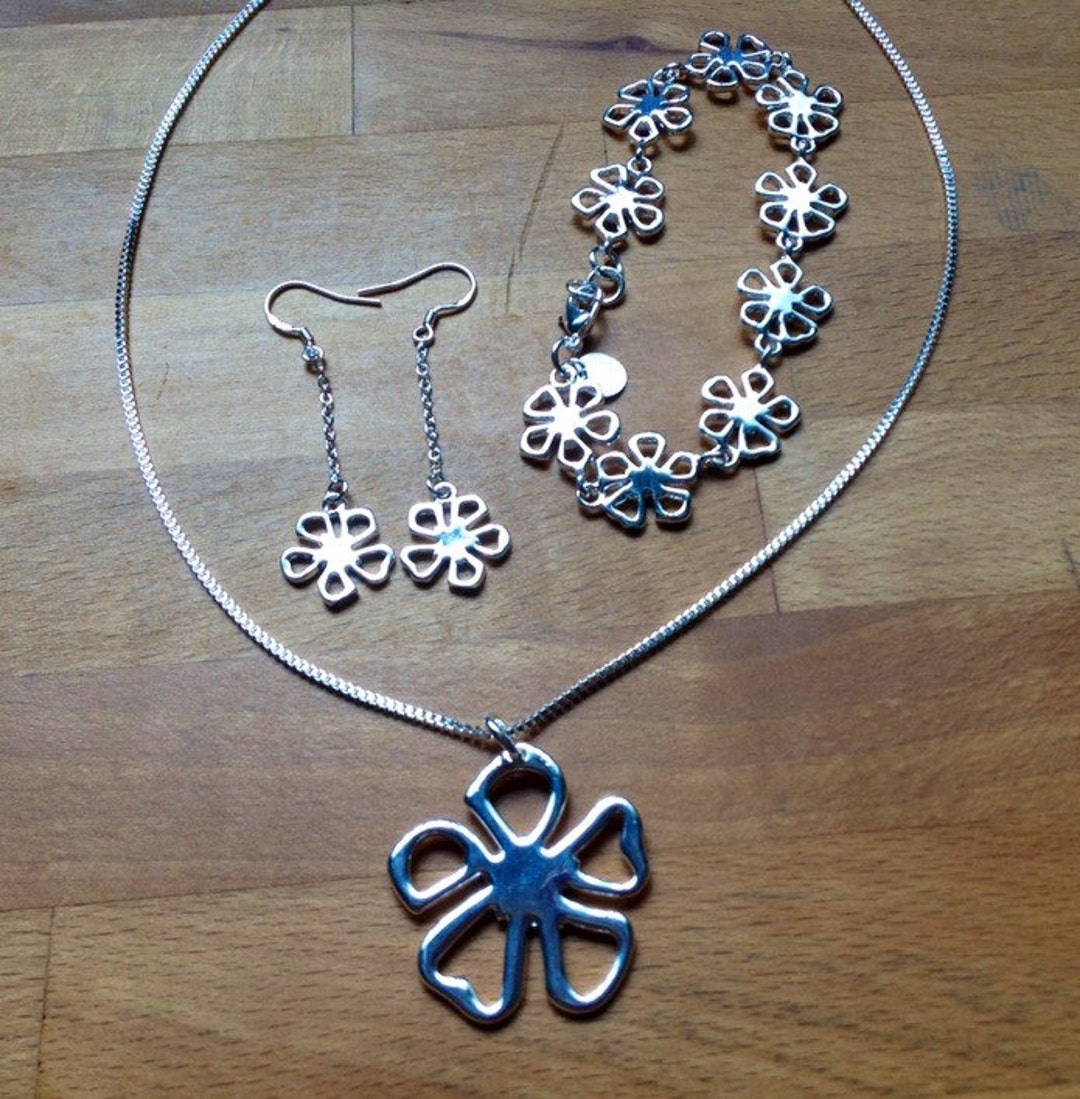 Silver Flower Jewellery Set Necklace Earrings and Bracelet Etsy