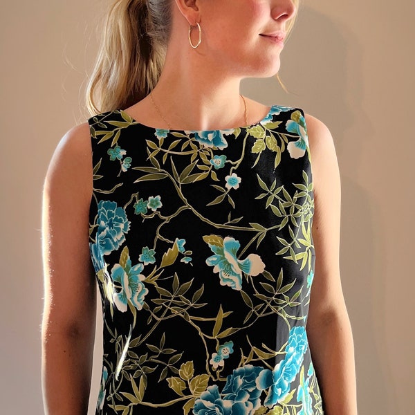 Classic Floral Dress - Sleeveless Bateau Neck - Black, Green & Blue - AB Studio - Size 14 - Boatneck - Above The Knee - Zipper