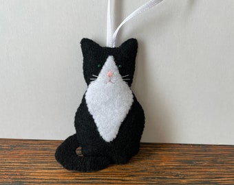 Tuxedo Cat Ornament Felt Tux Kitten Black White Cat Kitten Xmas Ornament Felt Animal Handmade Kitty Cat Christmas Ornament Crazy Cat Lady