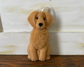 Felt Golden Retriever Ornament: Eco-Friendly Plush Dog