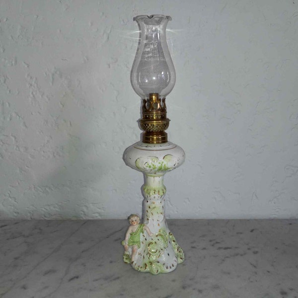 Antique American cherub angel white green porcelain oil lamp The P&A MFG Co Victor circa 1880s