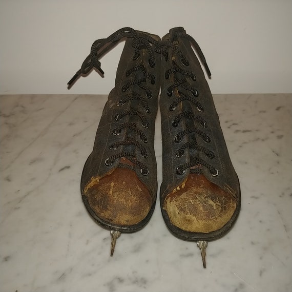 boys ice skates size 13