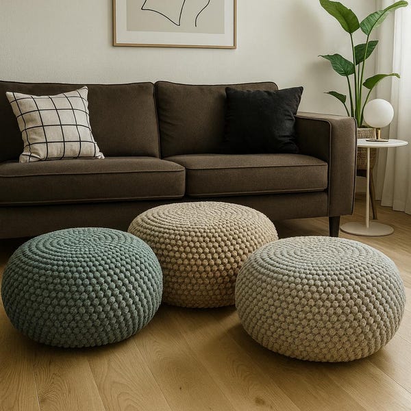 SCHEMA ALL'UNCINETTO Pouf con pompon Video tutorial Tutorial fai da te Pouf all'uncinetto Pouf, Pouf, Pouf, Arredamento per la casa, Cuscino, Pouf a sacco, Cuscino da pavimento