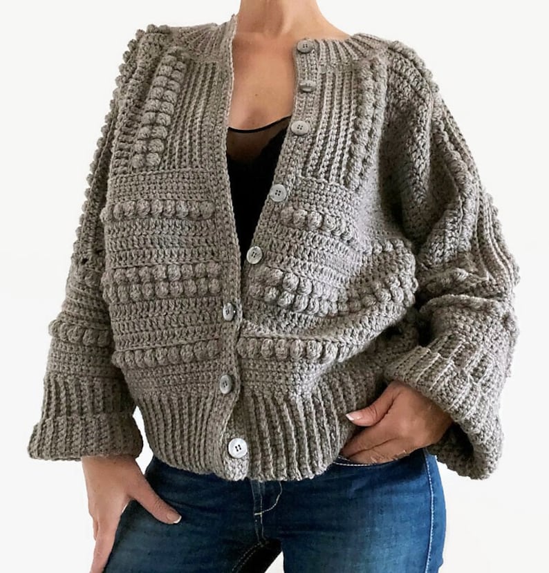 CROCHET PATTERN AMBRE Pull Cardigan Adulte Crochet , Femmes Grand-mère Carré Veste Crochet Pull Crochet Tutoriel Crochet Facile image 2