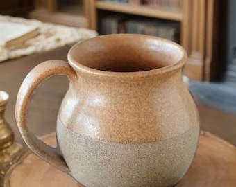 Handgemaakte bruine keramische mok: rustieke koffiekop, 11 oz