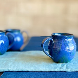 Mug bleu, mug en céramique, mug à café, mug en argile, grande tasse, tasse à thé, mug à soupe, mug à café au lait, cadeau pour les amateurs de café, tasse à expresso, cadeau pour la maison neuve