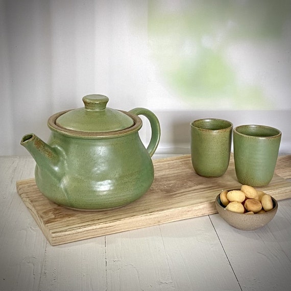 Ceramic Tea Kettle, Green Teapot, Unique Tea Pot, Handmade Pot, Tea  Pitcher, Pottery Pot, Large Teapot, Family Kettle, Christmas List Ideas 