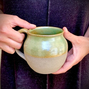 Ceramic coffee mug, green mug, large mug, pottery cup, teacup, oversize mug, soup mug, latte mug, coffee lovers gift, country kitchen