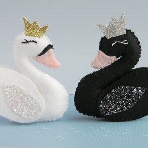 Swan princess felt ornament Swan Baby Nursery Decor Swan baby mobile Ballet Bedroom Decor White Swan Black Swan bird