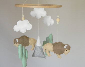 Büffel Kinderzimmer Mobile Bison Baby Mobile Kaktus Mobile Büffel Kinderzimmer Dekor Filz Mobile Baby Junge Tribal Kinderzimmer Baby Shower Geschenk
