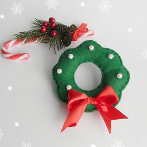 Christmas Wreath ornament Holly Wreath christmas ornaments Christmas tree ornaments Cute felt Christmas aornament