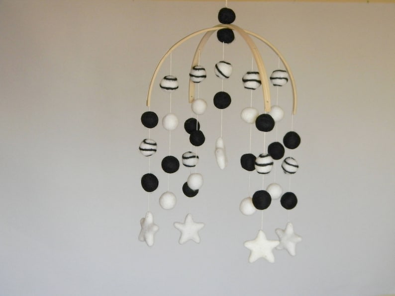 cot mobile black and white